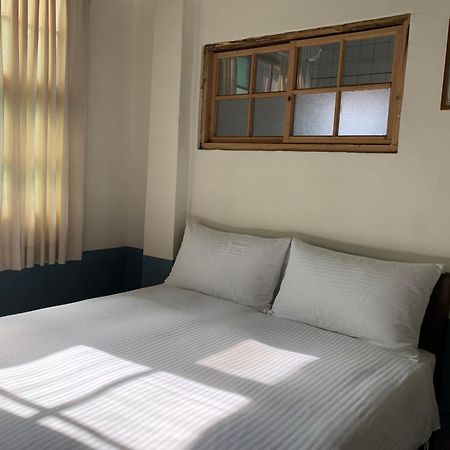 Neat Hostel 台南 エクステリア 写真