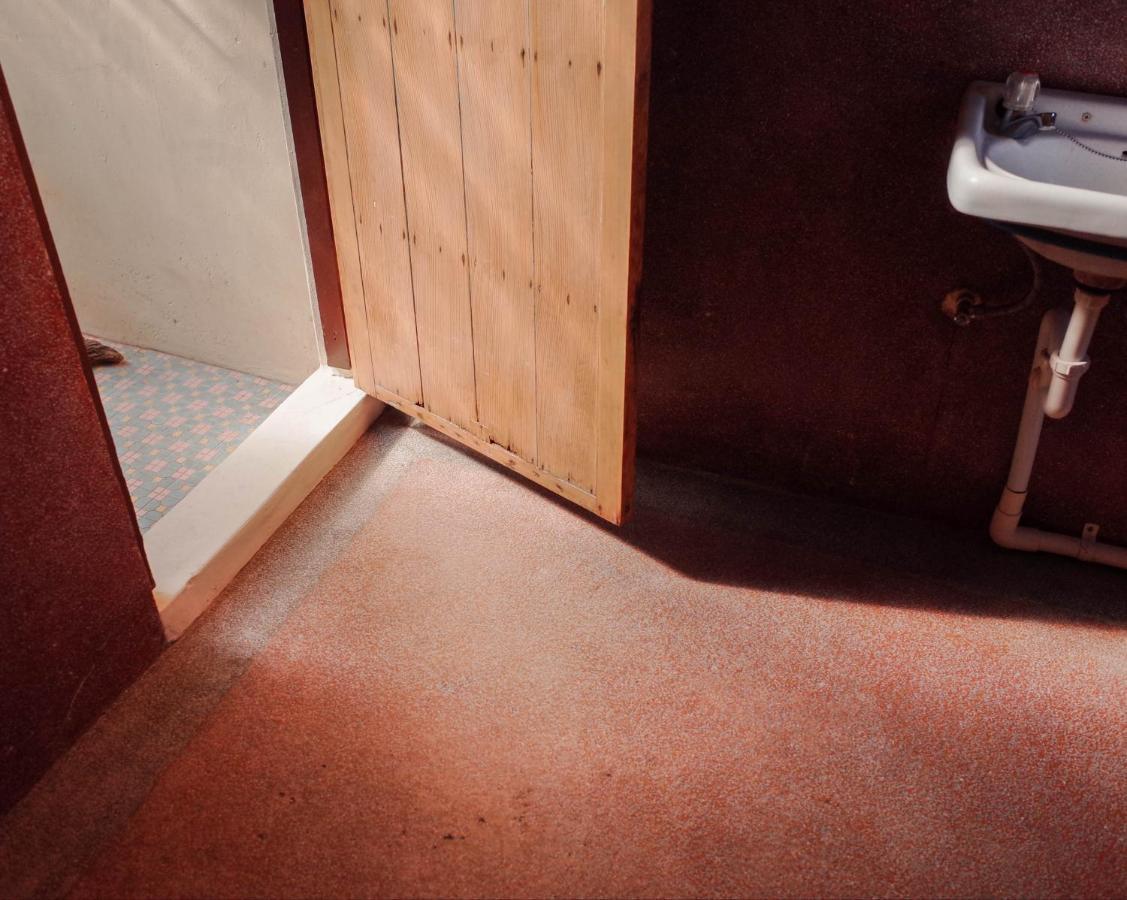 Neat Hostel 台南 エクステリア 写真