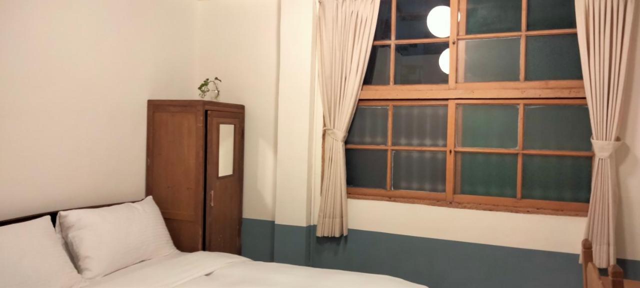 Neat Hostel 台南 エクステリア 写真