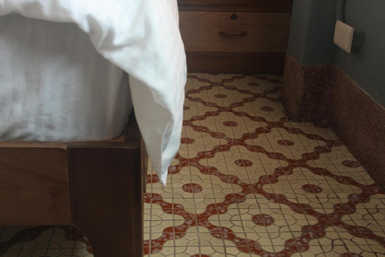 Neat Hostel 台南 エクステリア 写真