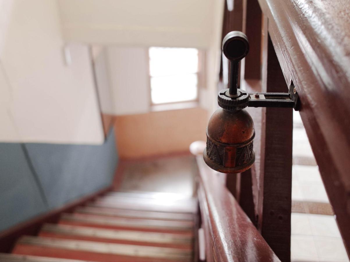 Neat Hostel 台南 エクステリア 写真